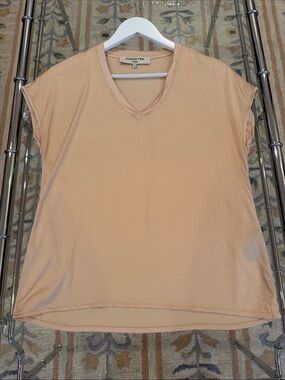 Paroxysm Soft V-Neck Short Sleeve Top Gold 💛